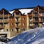 Goelia Le Hameau De Balestas Aparthotel 3*