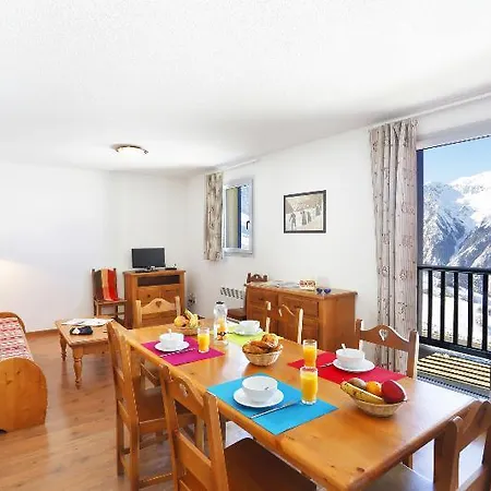 Aparthotel Nemea Le Hameau De Balestas 3*