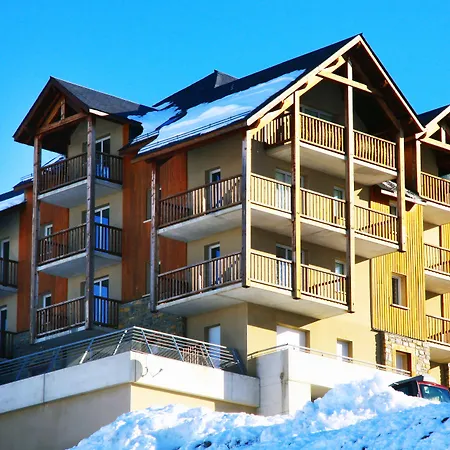 Goelia Le Hameau De Balestas 3*