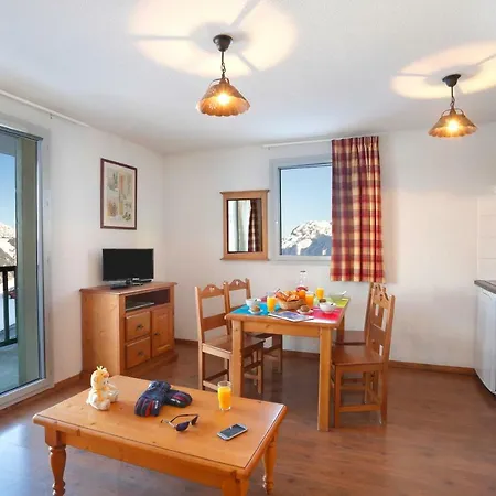 Goelia Le Hameau De Balestas Germ