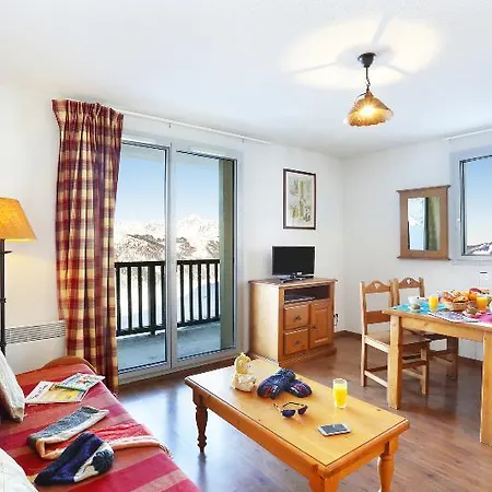 Résidence Néméa Le Hameau De Balestas 3*