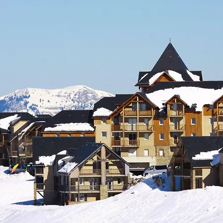 Aparthotel Goelia Le Hameau De Balestas Germ