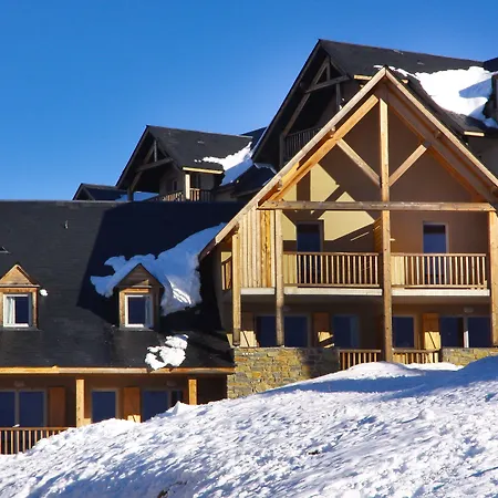 Goelia Le Hameau De Balestas 3*