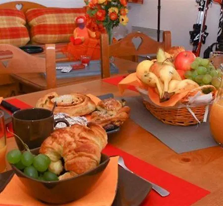Apartmanhotel Goelia Le Hameau De Balestas