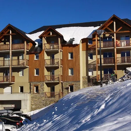 Goelia Le Hameau De Balestas Апарт-отель 3*