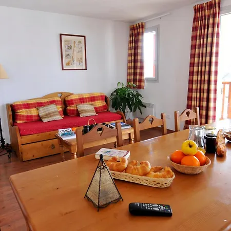 Goelia Le Hameau De Balestas Germ