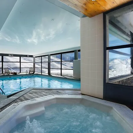 Résidence Néméa Le Hameau De Balestas 3* Germ