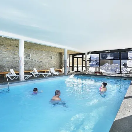 Goelia Le Hameau De Balestas 3*