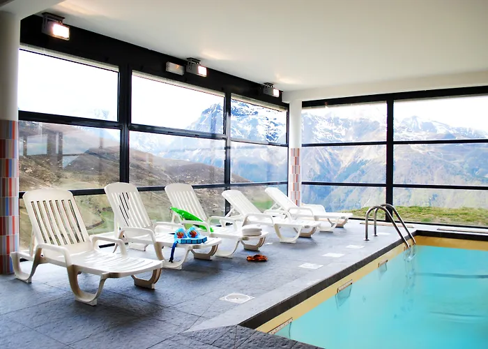 Goelia Le Hameau De Balestas 3*