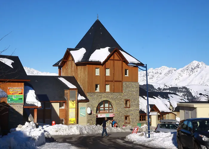 Aparthotel Goelia Le Hameau De Balestas Germ