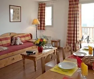 Goelia Le Hameau De Balestas Aparthotel 3*