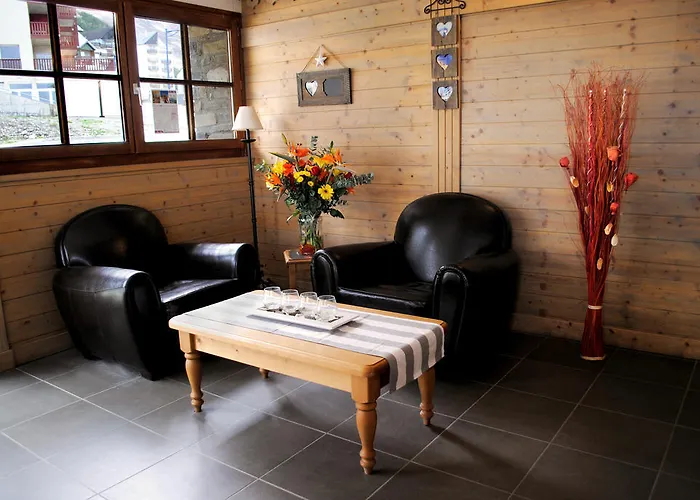 Goelia Le Hameau De Balestas