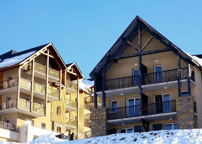 Aparthotel Goelia Le Hameau De Balestas 3*